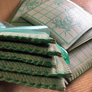 【レトロ雑貨】夏用イグサ座布団　１枚１００円の画像