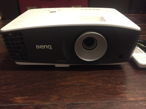 定価16万‼️BENQホームプロジェクター MW705
