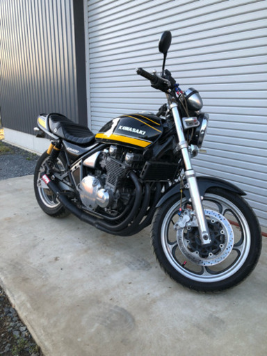 ゼファー1100  タイガーカラー 大幅値下げ！