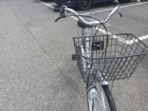 26型　ギア付き自転車シルバー売ります