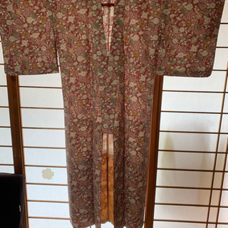花柄　可愛い　着物女性用【リメイク】