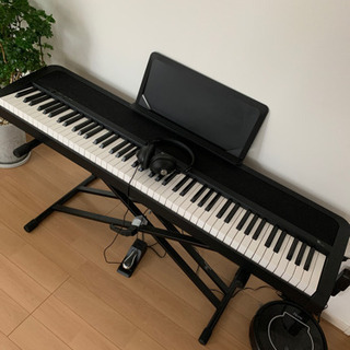 KORG B1 新古品(スタンド・ヘッドホン付き)