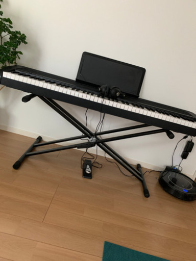 KORG B1 新古品(スタンド・ヘッドホン付き)