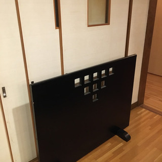 飲食店の仕切りやリビングとベッドの仕切りなどに使えます☆譲ります！2個あります。の画像
