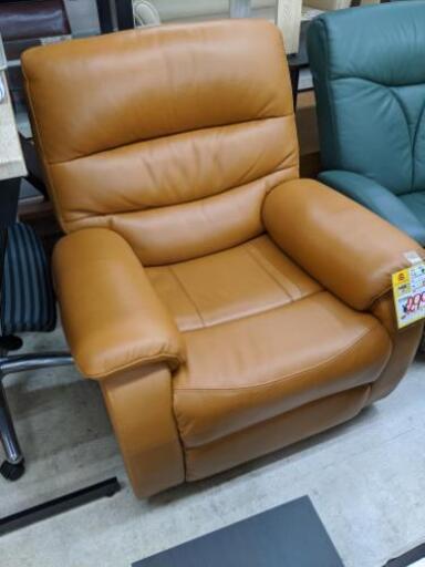 【おすすめ品】参考定価¥78,900 NITORI ニトリ 1人掛け 1P 電動リクライニングチェア 本革♪