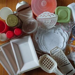 コースター、電子レンジ蒸し器、３段飾りプレート、卸金、餅蒸し器、...