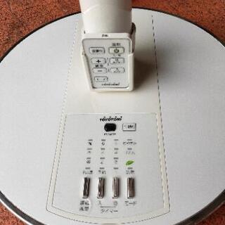 トヨトミ リモコン式リビング扇風機の画像