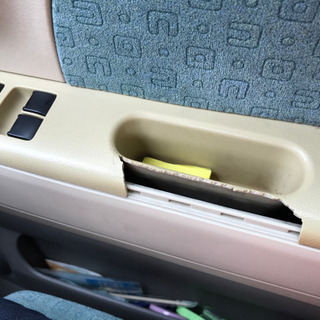 お話し中、とりあえず受付中止。18年式のモコシルバー難ありですがの画像