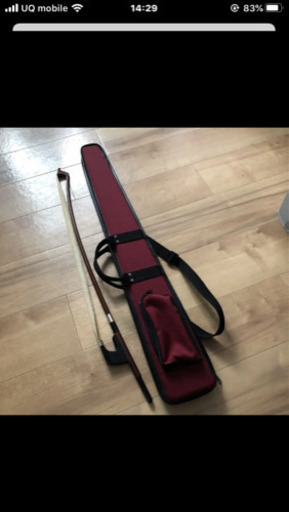 コントラバスの弓とケース