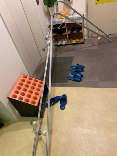 エステ、美容室、マッサージ店の　　カーテンレール