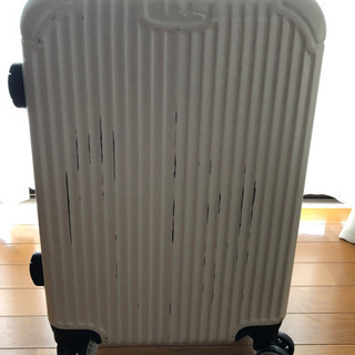 【取引中】0円　スーツケース　小さめの画像
