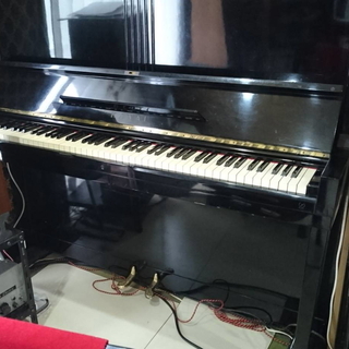 KAWAI　アップライトピアノ　K8　【お取引中】