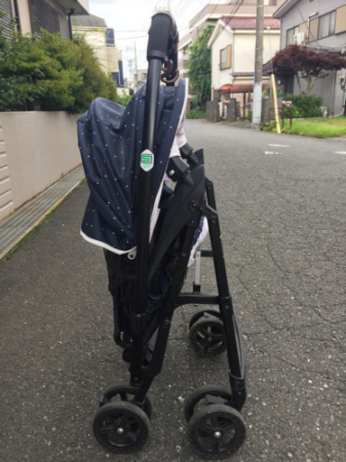 コンビ  ベビーカー