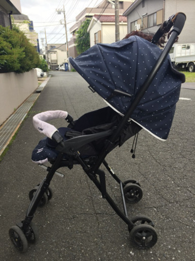 コンビ  ベビーカー