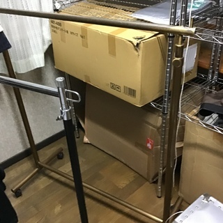 高級業務用ハンガーラック