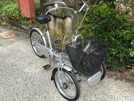 126.三輪自転車ブリジストンミンナ(シルバー)