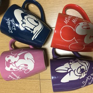 ディズニーマグカップ4つ
