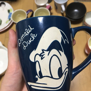 ディズニーマグカップ4つの画像