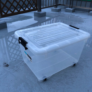 フタ式収納ケース2つの画像