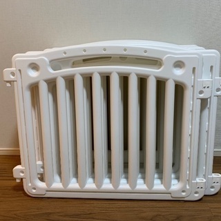 ベビーサークルの画像