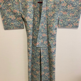 草花柄　グリーン系　夏物女性用着物【リメイク】