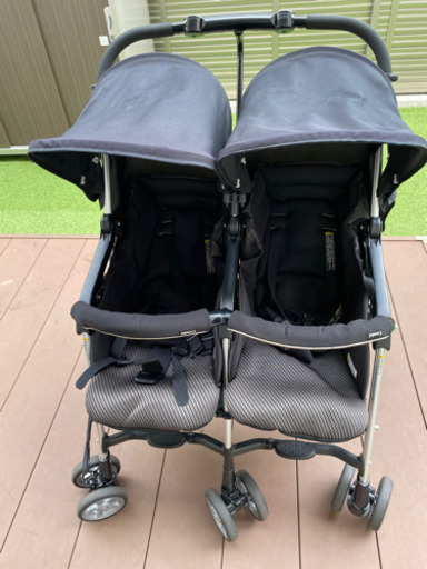 メルカリにも出品中！値下げ相談応！コンビ双子用ベビーカー　比較的キレイなほうだと思います！