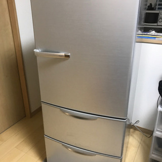 AQUA冷蔵庫の画像