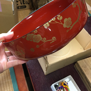 お譲りします！大きなお碗　お菓子入れなどに。の画像
