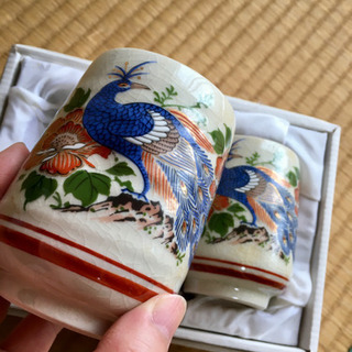 お譲りします。九谷焼の湯呑みペアセットの画像