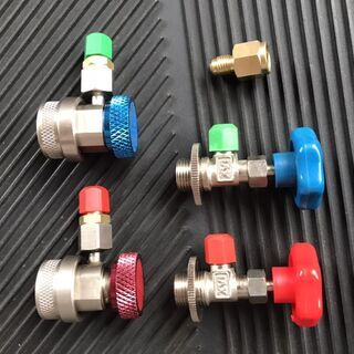 ★新品未使用★ゲージマニホールド　カーエアコン用の画像