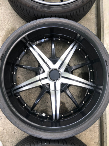 タイヤ、ホイールセット22インチ