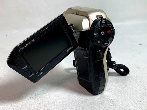 【苫小牧バナナ】SANYO/サンヨー フルハイビジョン デジタルムービーカメラ Xacti/ザクティ DMX-HD2000 シャンパン・ゴールド♪