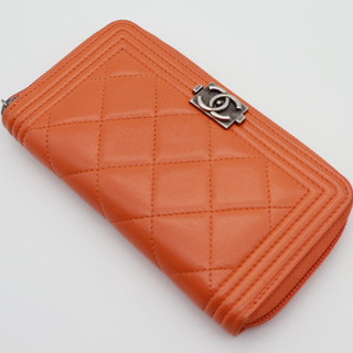 《CHANEL/マトラッセ ココマーク ラウンドファスナー札入れ》ABランクの画像