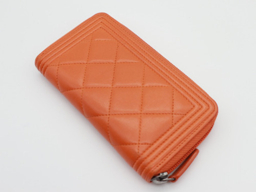 《CHANEL/マトラッセ ココマーク ラウンドファスナー札入れ》ABランク