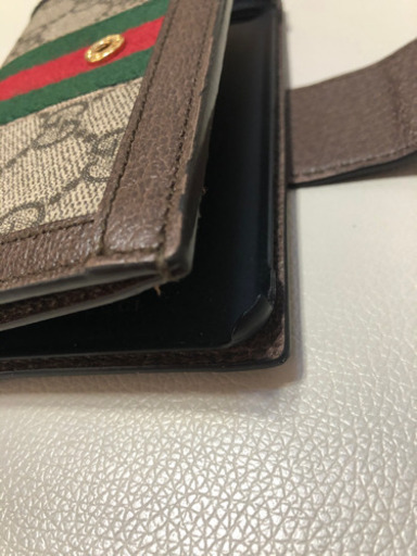 GUCCI iPhone7.8用手帳型ケース