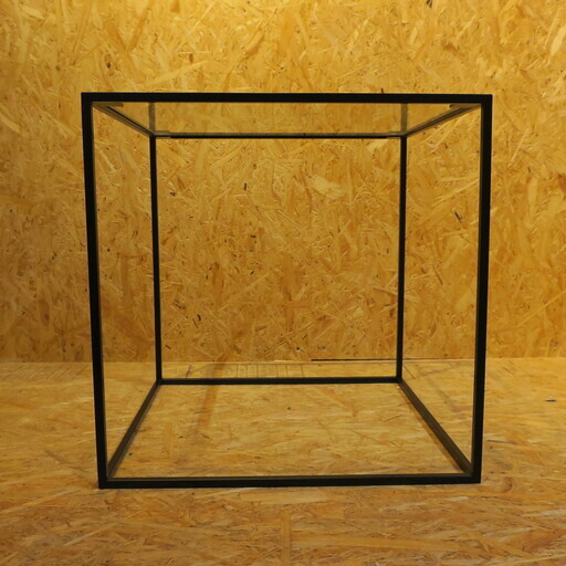 売り切れました 8-1 【お新古市場】 お電話で3日間お取り置き可能！！  400×400 サイドテーブル【傷有り商品】