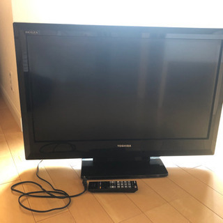TOSHIBA REGZA 32インチ　※自宅まで引き取り可能な方のみ