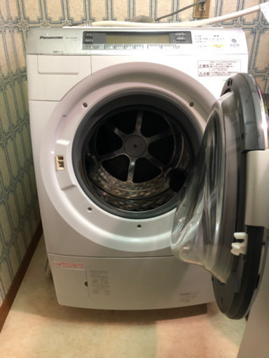 ドラム式洗濯機 パナソニックNA-VX7000Rドラム式洗濯乾燥機