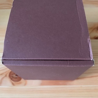 プレゼントの形のキャンドルの画像