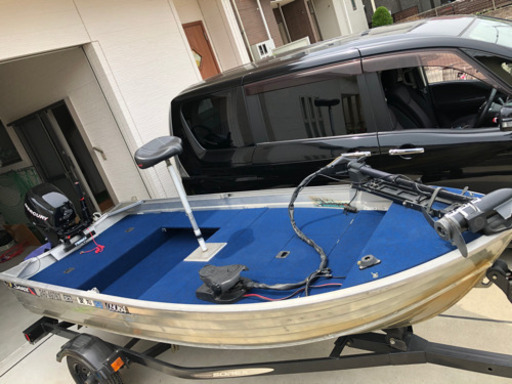 ガレージ保管、アルミボート、トレーラーセット