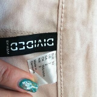 レディースショートパンツ H&M　ボトムス〜デニムショートパンツの画像