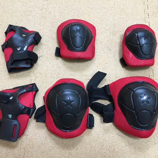 キッズヘルメット　+ サポーターの画像