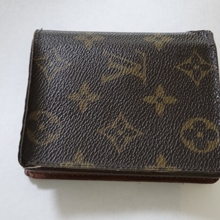 ルイヴィトン 二つ折り財布（廃盤）