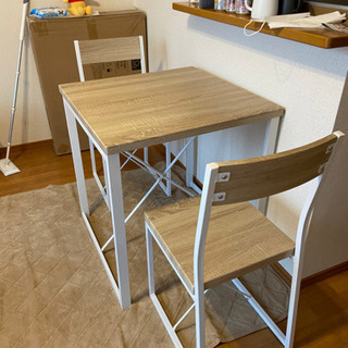 （新品　未開封　未使用！）家具350のダイニングセットですの画像