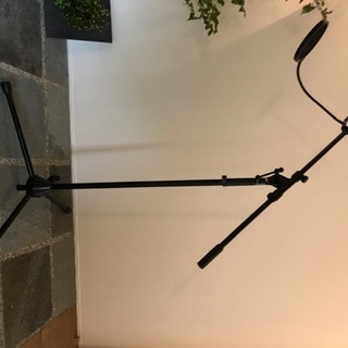 K＆Mのポップガードつきスタンド