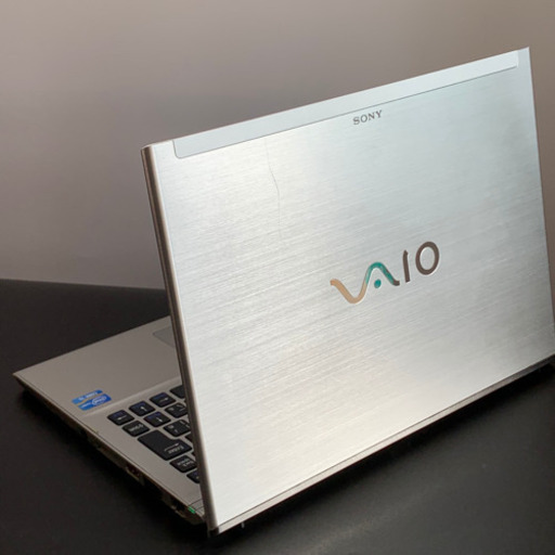 11.6型シルバーボディのVAIO/Core i5/メモリ8G/SSD/オフィス2019