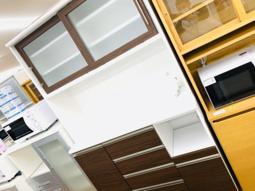 収納力◎2枚扉のレンジボード売ります！