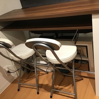 【美品】カウンターテーブル　椅子二脚セットの画像