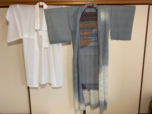 美品　値下げお買得　グレー３点セットタグ付き　購入価格総額70万　女性用着物