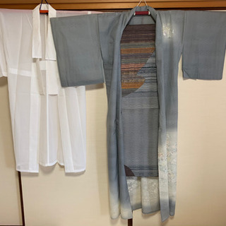 美品　値下げお買得　グレー３点セットタグ付き　購入価格総額70万　女性用着物　